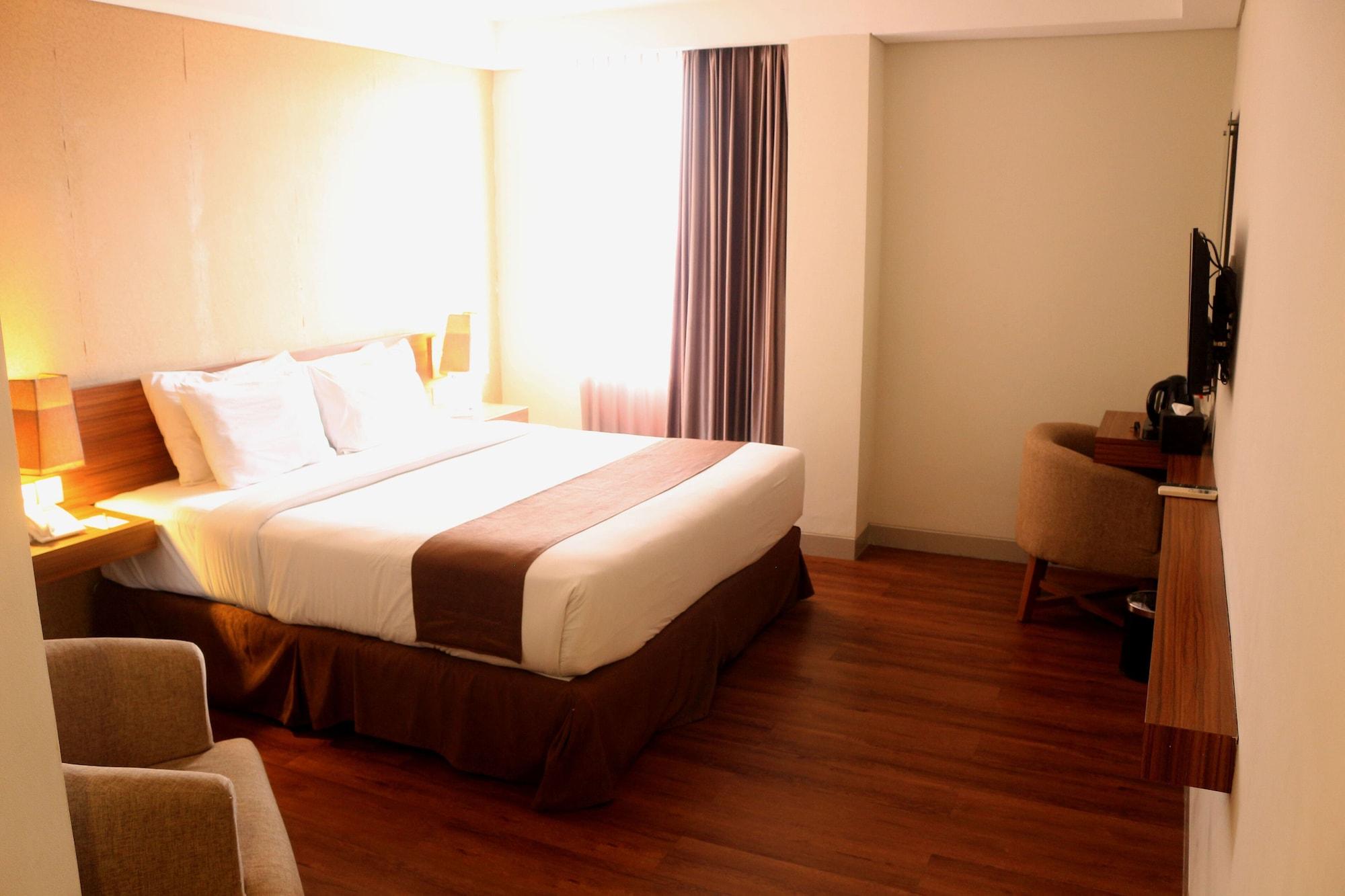 เอช บูทิก โฮเต็ล ย้อกยาการ์ต้า Hotel ยอกยาการ์ตา ภายนอก รูปภาพ