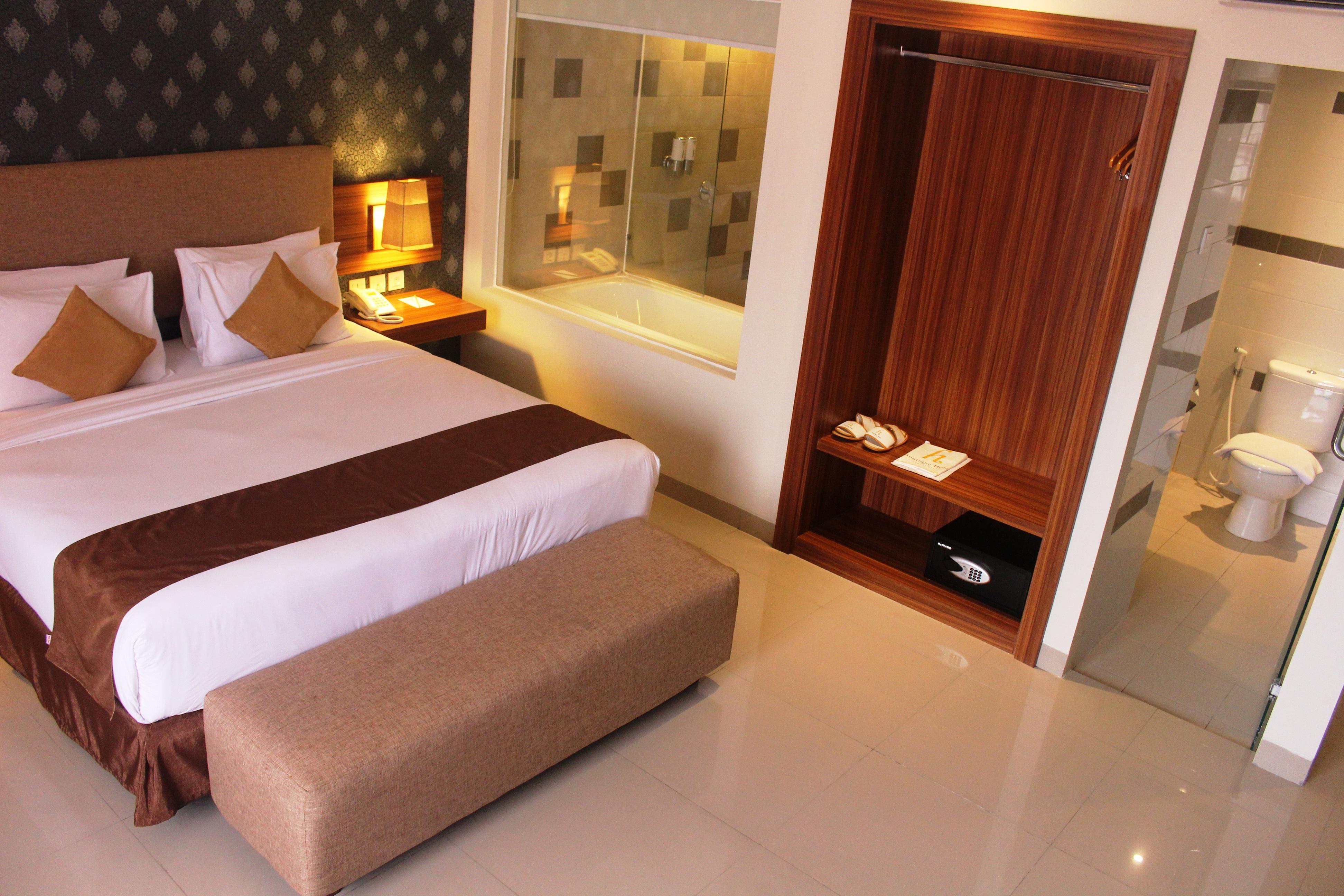 เอช บูทิก โฮเต็ล ย้อกยาการ์ต้า Hotel ยอกยาการ์ตา ภายนอก รูปภาพ